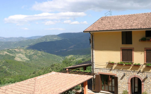 Azienda Agrituristica Salella