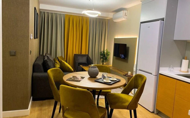 Elegant1 1apartment With Terrace - Core Living