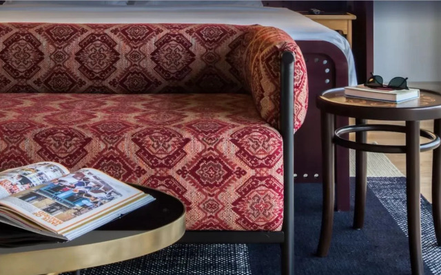 The Chow Kit - an Ormond Hotel