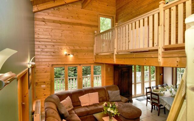 Beautiful Chalet with Sauna near the Forest in Durbuy