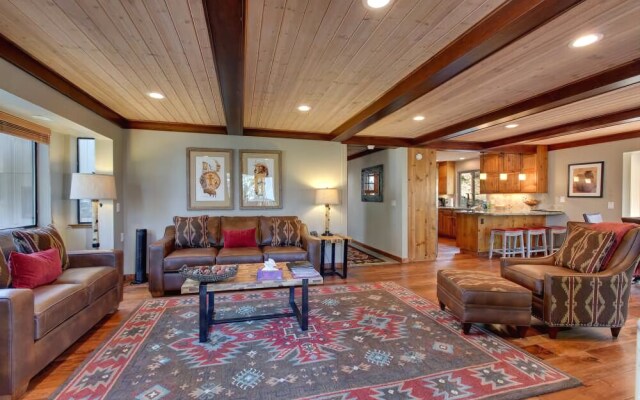 Pine Tree Chalet by RedAwning