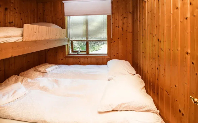 Cottage O12
