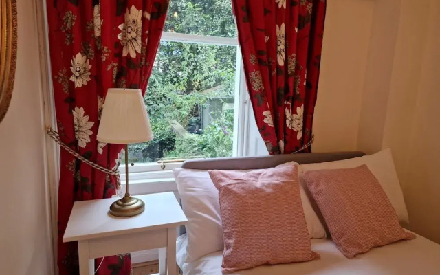 Georgian Two Bedroom Apartment