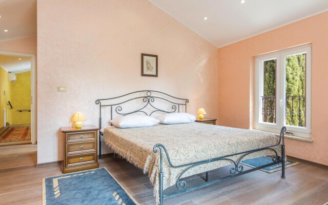 Nice Home in Rovinj With Wifi and 2 Bedrooms