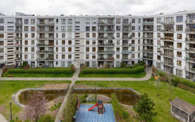 Stylish Apartment Rydygiera by Renters