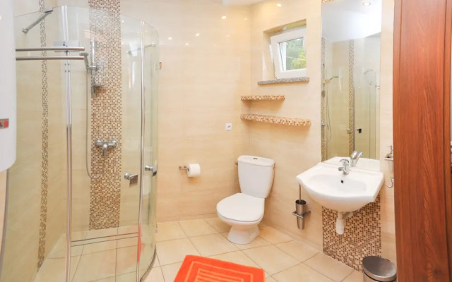 Ferienhaus Holiday Home Domki Raj