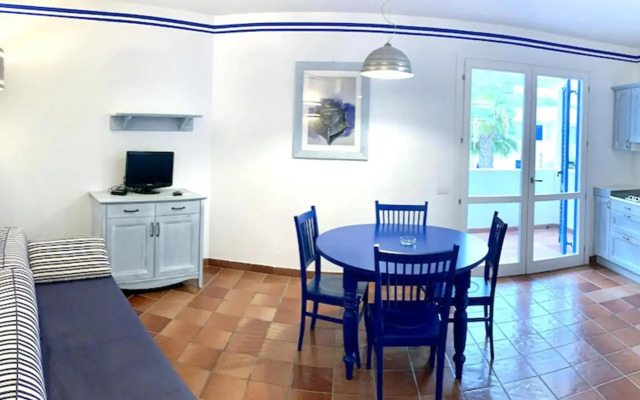 Cala La Luna Resort