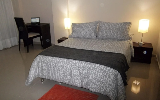 Hotel Golden House