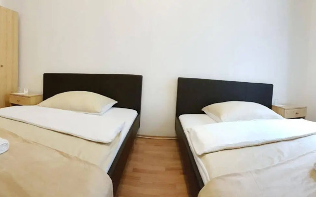 Westend Minihotel
