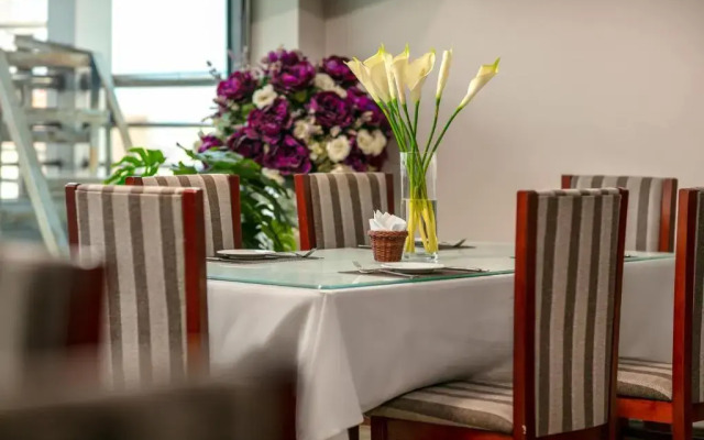 Bounty Hotel