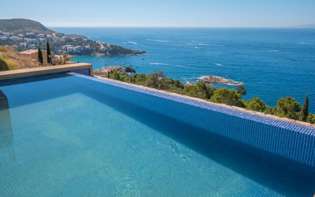 Turo Villa 1 in Roses