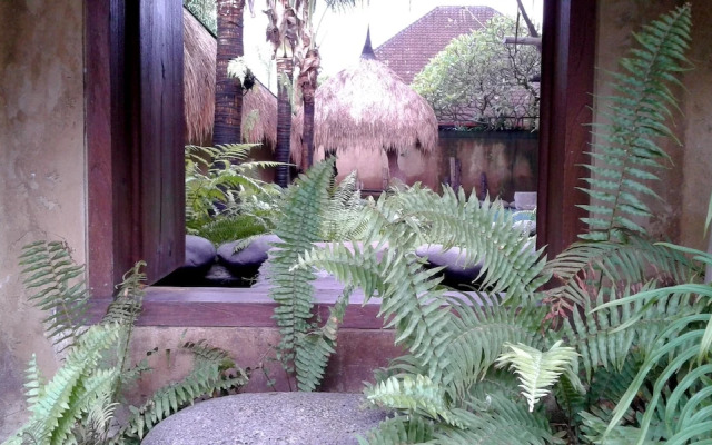 Rustic Hut in Seminyak Bali