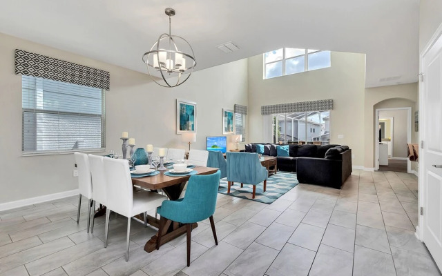 Stylish Home W/private Pool&spa, Near Disney!