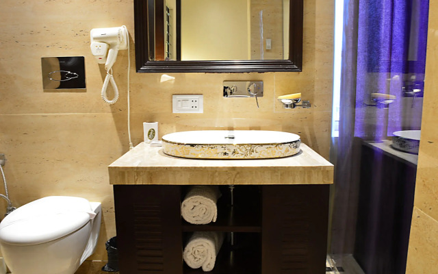 Hotel Emperor Palms at Karol Bagh