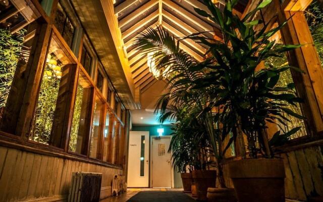Kellys Hotel