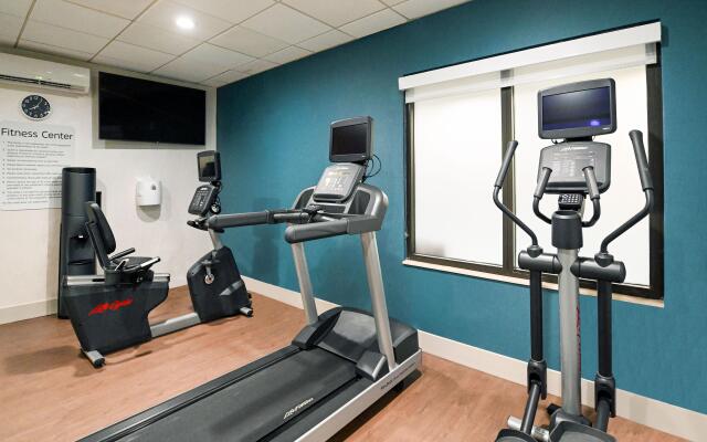 Holiday Inn Express Richmond Airport by IHG