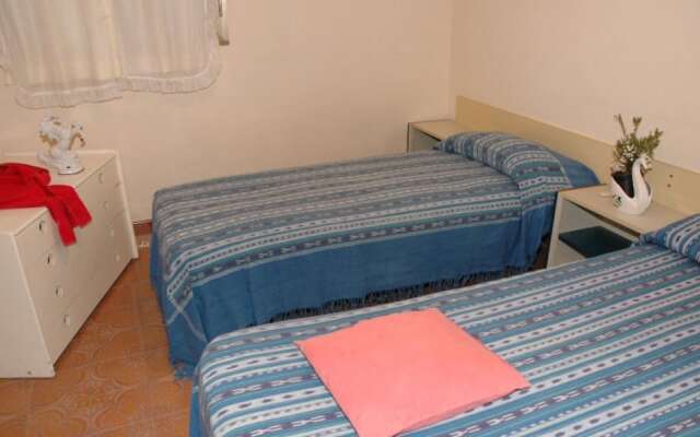 Well Located Apartment With Swimming Pool in Lignano