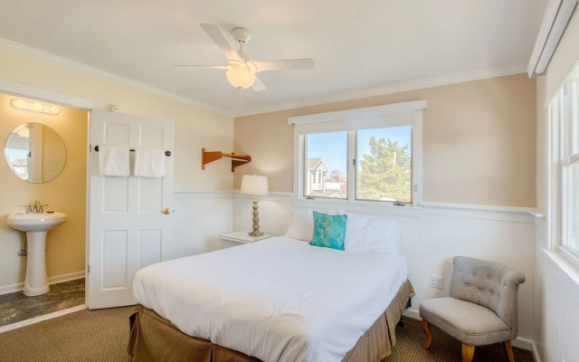Sun 'N' Sand Motel