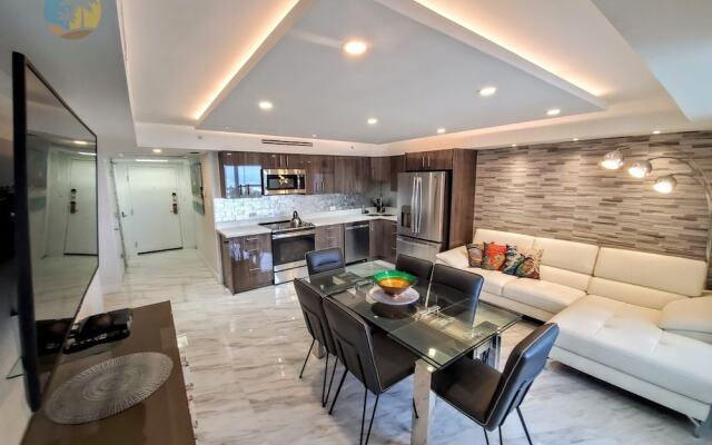 Alexander 1103 4 Bedroom Apts by RedAwning