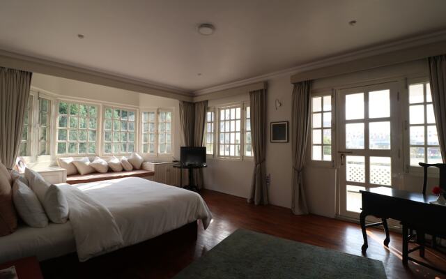 Lavee Residence