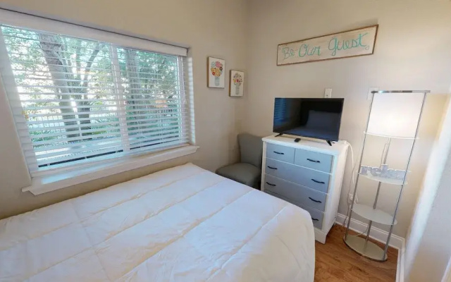 Alerio 103e 2 Bedroom Condo