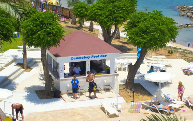 Myroandrou Beach Apartments