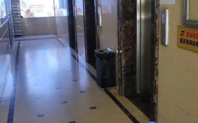 Xichen Hotel (Chongqing West Railway Station)