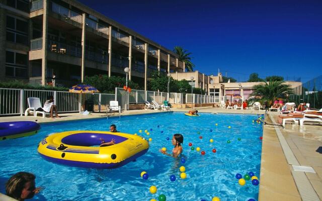 Le Kangourou by Popinns