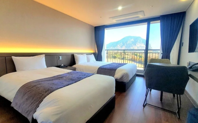 Sanbangsan Hotel