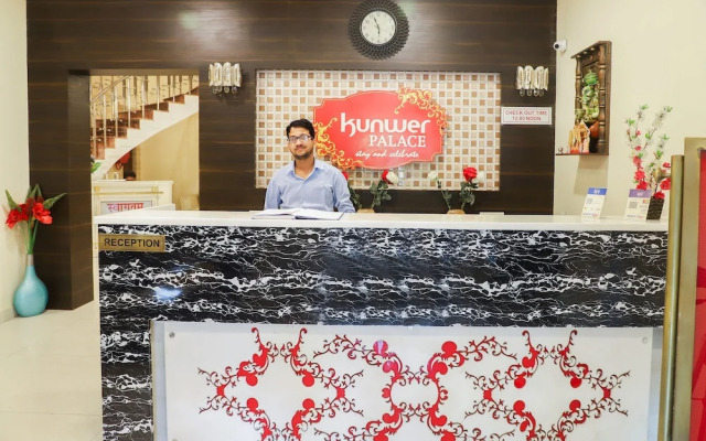 Capital O 48812 Kunwer Palace