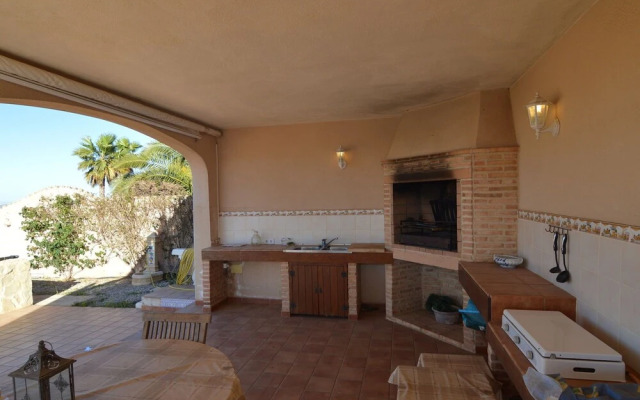 Spacious Villa with Private Pool in El Algar