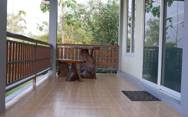 Ruenkhawhom Residence