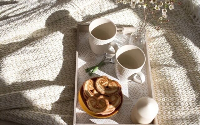 Chezmoihomes Glow And Elegance 4Br Retreat