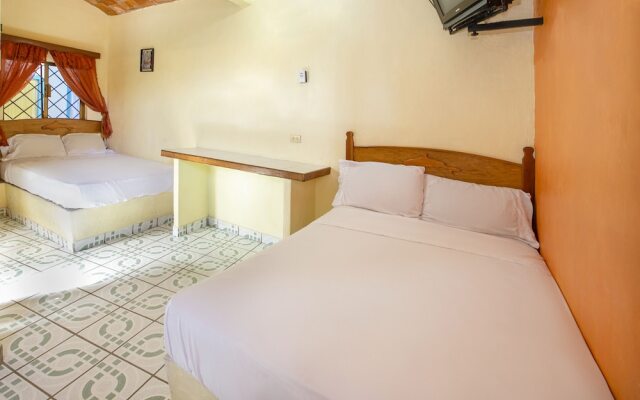 OYO Hotel Bungalows Alondra