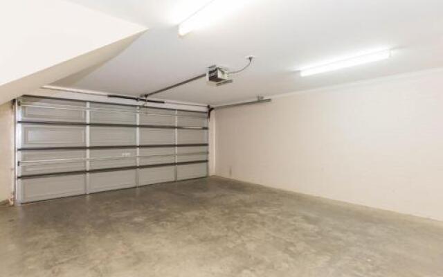 Boronia 5/30 Nettin Circuit