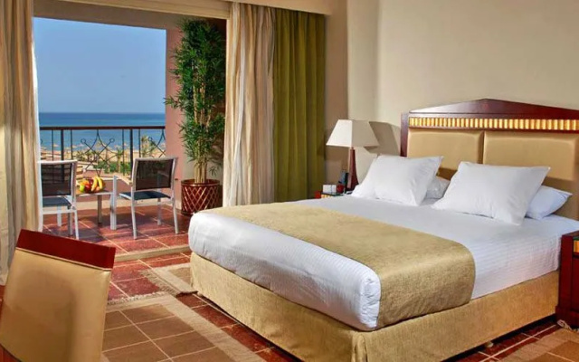 Centara Grand Beach Resort  Spa Sokhna
