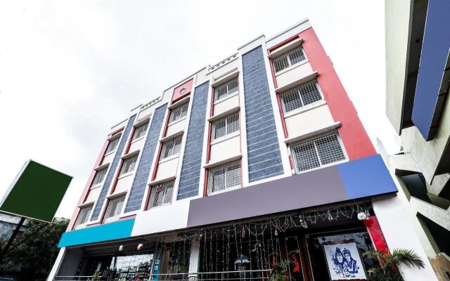 OYO 9930 Hotel AVS Residency