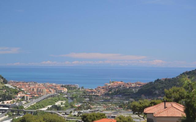 Family Stay in French Riviera