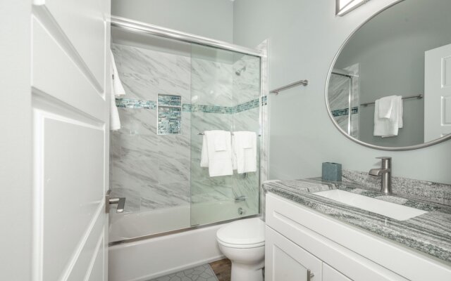 Findlay Market Suite 6