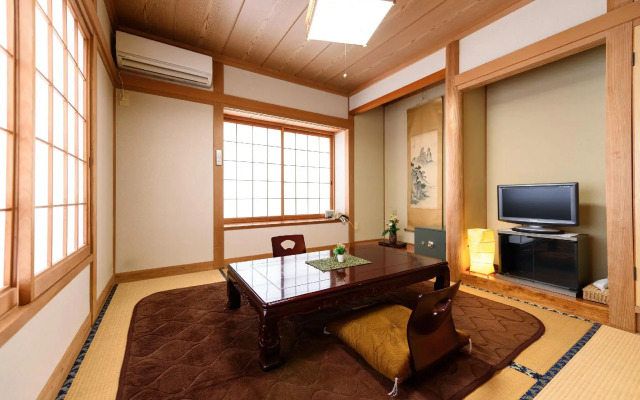 Yufuin Onsen Ryokan Jinnouchi
