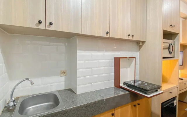 Good Place and Cozy Studio at Transpark Cibubur Apartment