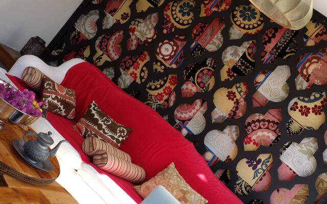 Saylam Suites