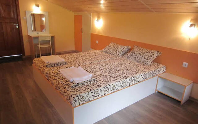 Slavina Guest House
