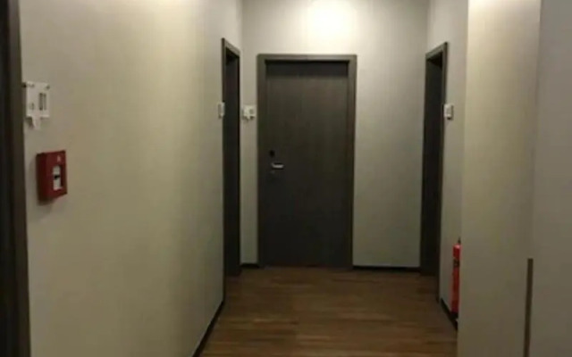 Artrock Downtown Hotel