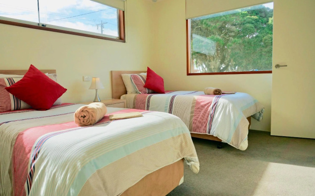 Beach Haven – Guest Rooms – Point Lonsdale