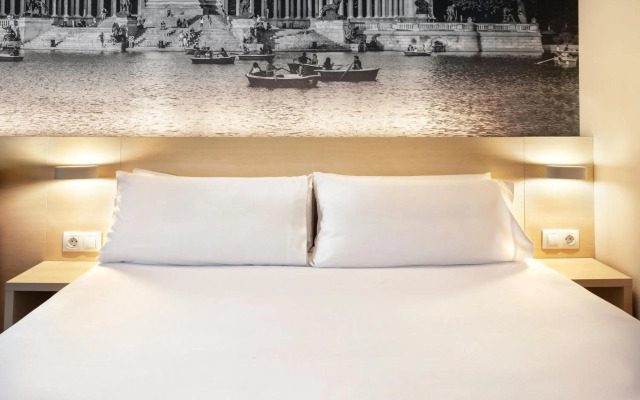 B&B Madrid Aeropuerto T1 T2 T3