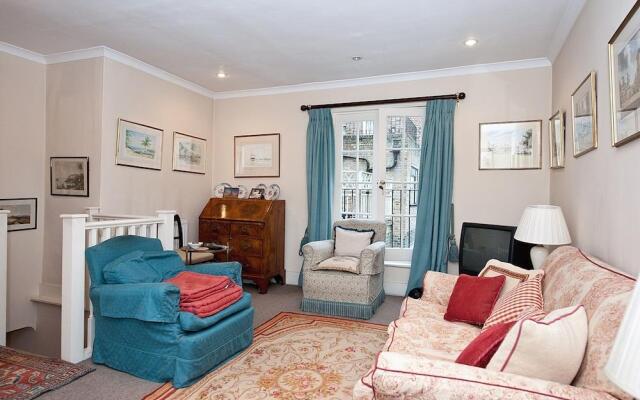 The London Agent Pimlico King Bed