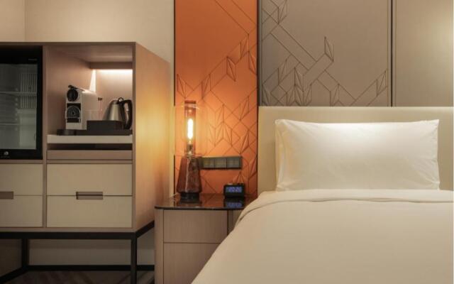 voco Shanghai Hongqiao Hub by IHG
