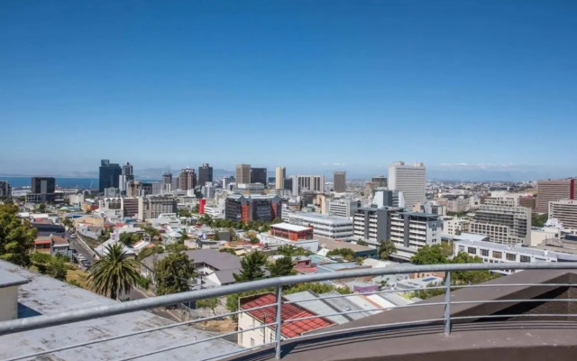 Spectacular Modern Apartment in Vibrant Bokaap