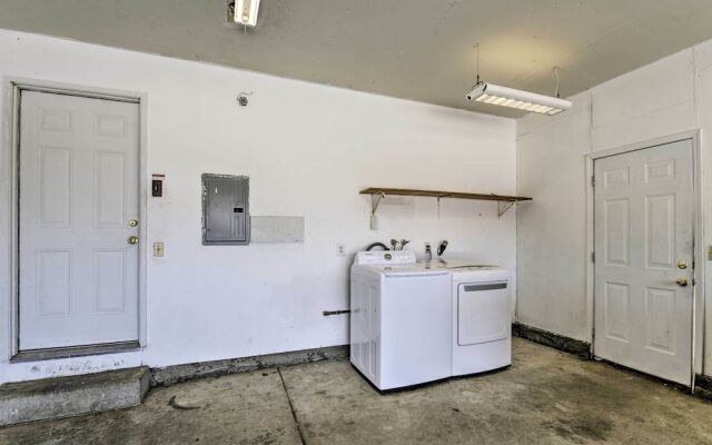 Vallejo Home w/ Spacious Deck, Hot Tub & Views